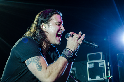 Scott Stapp rocking the stage. (Photo by Andrew Wendowski)