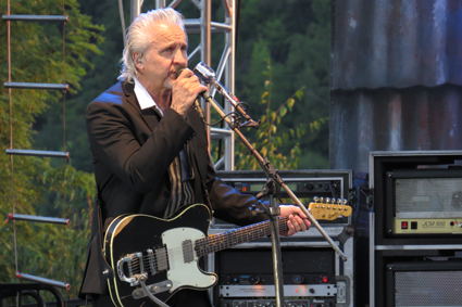 Neil Giraldo