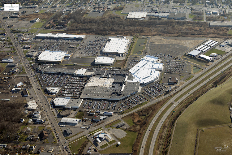 Fashion Outlets of Niagara