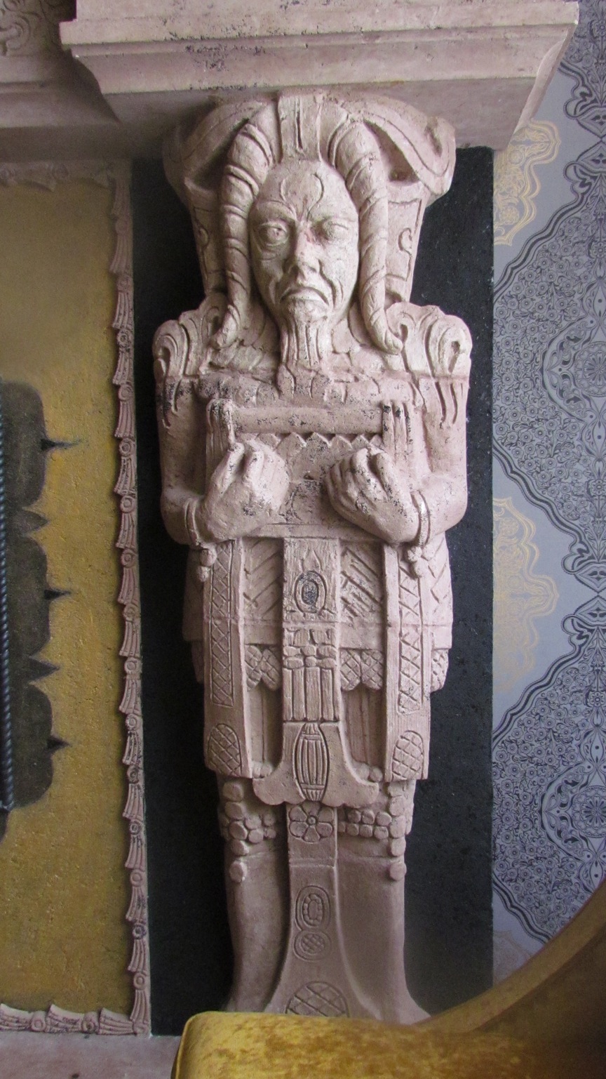 Mayan architecture at the Giacomo.