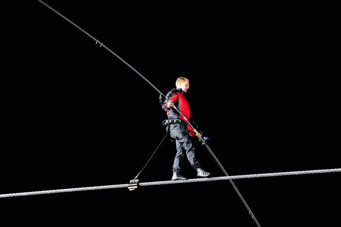 Nik Wallenda (photo by Kevin and Dawn Cobello/K&D Action Photo)