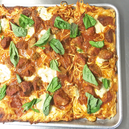 "The Big Daddy Pizza" at Favorite's